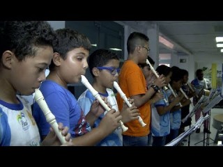 Jovens do projeto Música Para Todos homenageiam jornalistas do O Dia