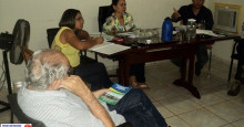 Prefeito participa de reunião na CCJ para debater projeto de venda de imóveis