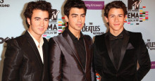 Jonas Brothers confirmam retorno da banda com lançamento de single