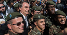 Democracia só existe se as Forças Armadas quiserem, diz Bolsonaro