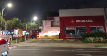 Vídeo: depósito da Farmácia Drogasil pega fogo na Frei Serafim