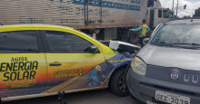 VÍDEO: Acidente entre dois carros deixa duas mulheres feridas no viaduto da Tabuleta