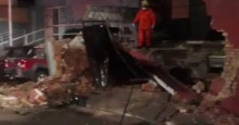 Motorista perde controle do carro e derruba muro de casa na Avenida União em Teresina