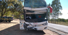 Colisão entre três ônibus deixa uma pessoa morta no Sul do Piauí