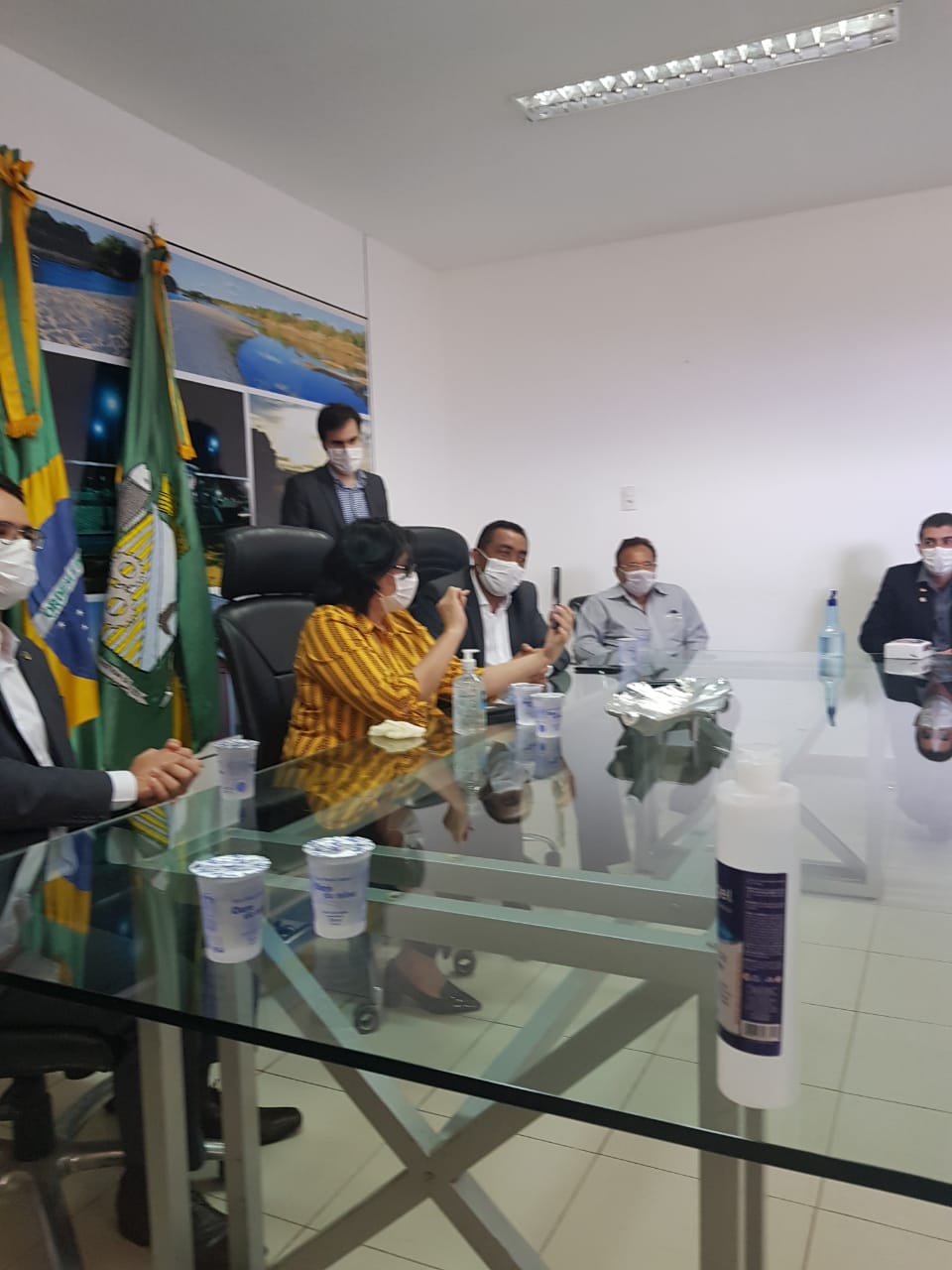 Ministra Damaris Alves conhece novo tratamento para Covid-19 em Floriano