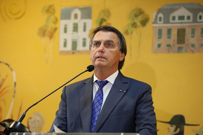 Bolsonaro sanciona orçamento com R$ 89 bilhões para Auxílio Brasil