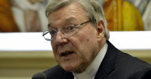 Acusado de abuso sexual, cardeal do Vaticano alega inocência  e tira licença