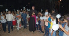 Católicos recepcionam Dom Francisco de Assis em Cocal de Telha em grande festa