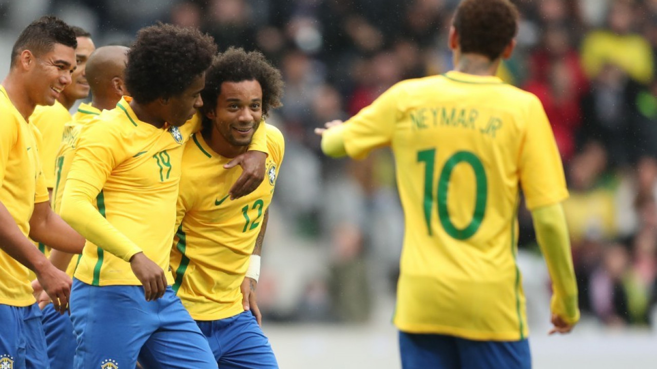 Com testes de Tite, Brasil bate Japão em penúltimo jogo do ano