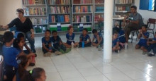 Alunos do Ciclo de Alfabetização participam de aula na Biblioteca Municipal