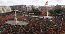 Espanha deve antecipar eleições para abril