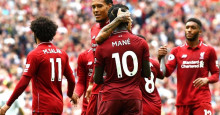 Liverpool supera falha de zagueiro, vence e recupera liderança