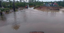 Rodovia PI-366 rompe com a chuva entre José de Freitas e Lagoa Alegre