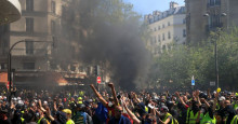Coletes amarelos fazem mais um protesto em Paris e vários são detidos