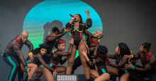 Iza reúne carisma e técnica Ã  lá Beyoncé em show no Lollapalooza