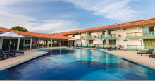 Arrey Hotel Beach reúne conforto e modernidade em Luís Correia