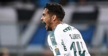 Palmeiras vence Grêmio fora e joga por empate
