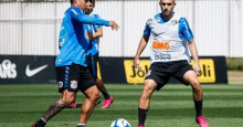 Régis se destaca em treino do Corinthians. Everaldo assusta