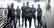 Corinthians lança camisa com homenagens a invasões da torcida