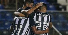 Insatisfeito, Botafogo coloca grupo de jovens em lista de empréstimo