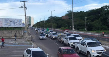Carreata pela reabertura do comércio percorre ruas e avenidas de Teresina