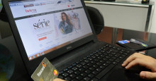 Dupla é presa em Teresina por fazer compras online com dados clonados
