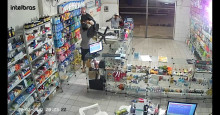 Vídeo: Dono de farmácia reage a tentativa de assalto em União