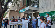 Enfermeiros realizam manifestação nesta terça (2) na Prefeitura de Teresina