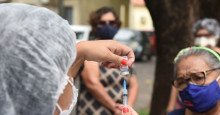 Vacina covid: idosos de 85 a 89 anos recebem hoje a segunda dose em Teresina