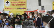 Câmara recebe superpedido de impeachment de Bolsonaro