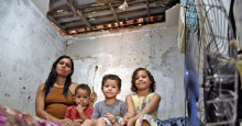 Parque Brasil: após reintegração de casas, 240 famílias vivem em condições precárias