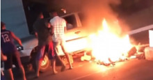 VÃDEO: carro quase pega fogo ao tentar furar barreira durante protesto em Teresina