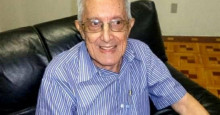 Morre o escritor Assis Brasil aos 89 anos em Teresina