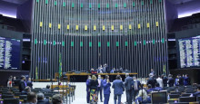 Auxílio Brasil: Câmara conclui PEC dos Precatórios; dois piauienses votam contra