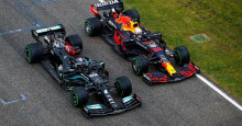 Red Bull Racing No Encalço da Mercedes