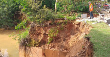 Risco de desabamento: trecho da Avenida Maranhão é interditado após cheia do Rio Parnaíba