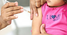 Vacina para crianças chegam ao Brasil; pediatras orientam pais a imunizar filhos