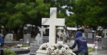 Motorista denuncia cobrança de mil reais para enterrar a mãe em cemitério do Promorar