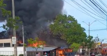 Incêndio atinge loja de estofados no centro de Teresina; FOTOS