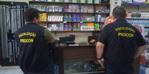 Procon encontra irregularidades e autua postos de gasolina e várias lojas em Parnaíba