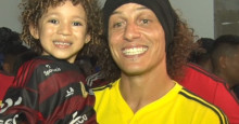 Criança que se parece com jogador David Luiz realiza sonho de conhecê-lo em Teresina