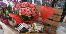 Lingeries e flores estão entre os presentes mais procurados para o Dia dos Namorados