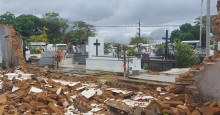 Muro do Cemitério São José cai na madrugada após chuva em Teresina; veja fotos