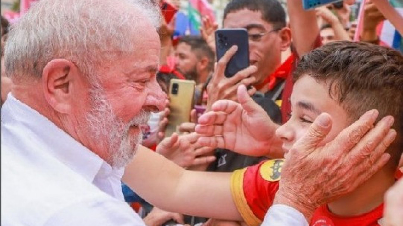 Lula deseja “reconciliação das famílias” em mensagem de natal aos  brasileiros - Política - Portal O Dia