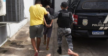 Suspeito deixa droga cair na frente de viatura e dois são presos na zona Sudeste