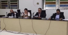 Vereador manda professores “pararem de latir” durante sessão na Câmara de Canto do Buriti
